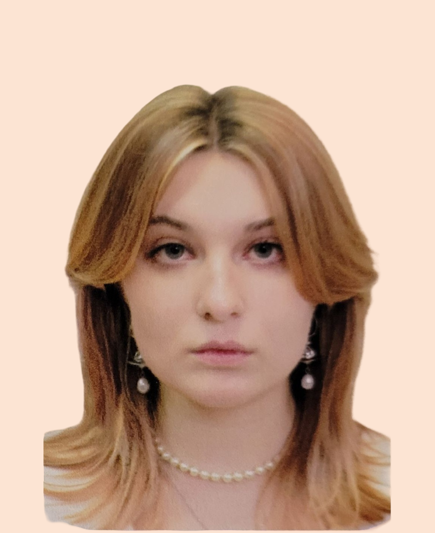 Лаврынкина Оксана Викторовна.