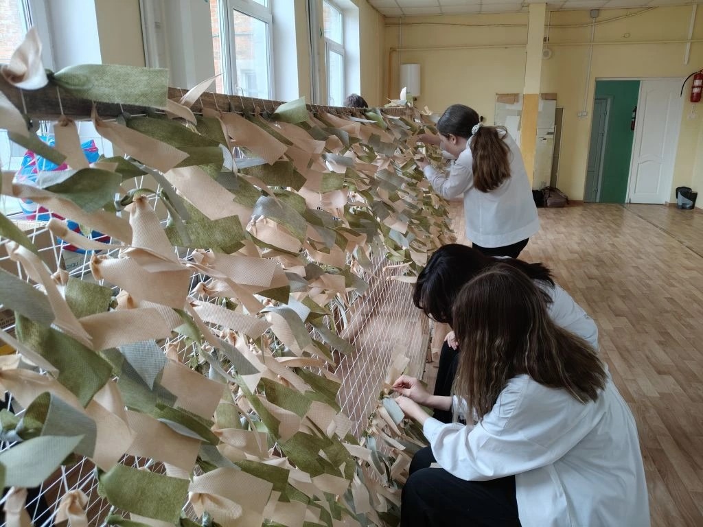 Плетение маскировочных сетей для бойцов СВО#НавигаторыДетства71#ВыборТулы.